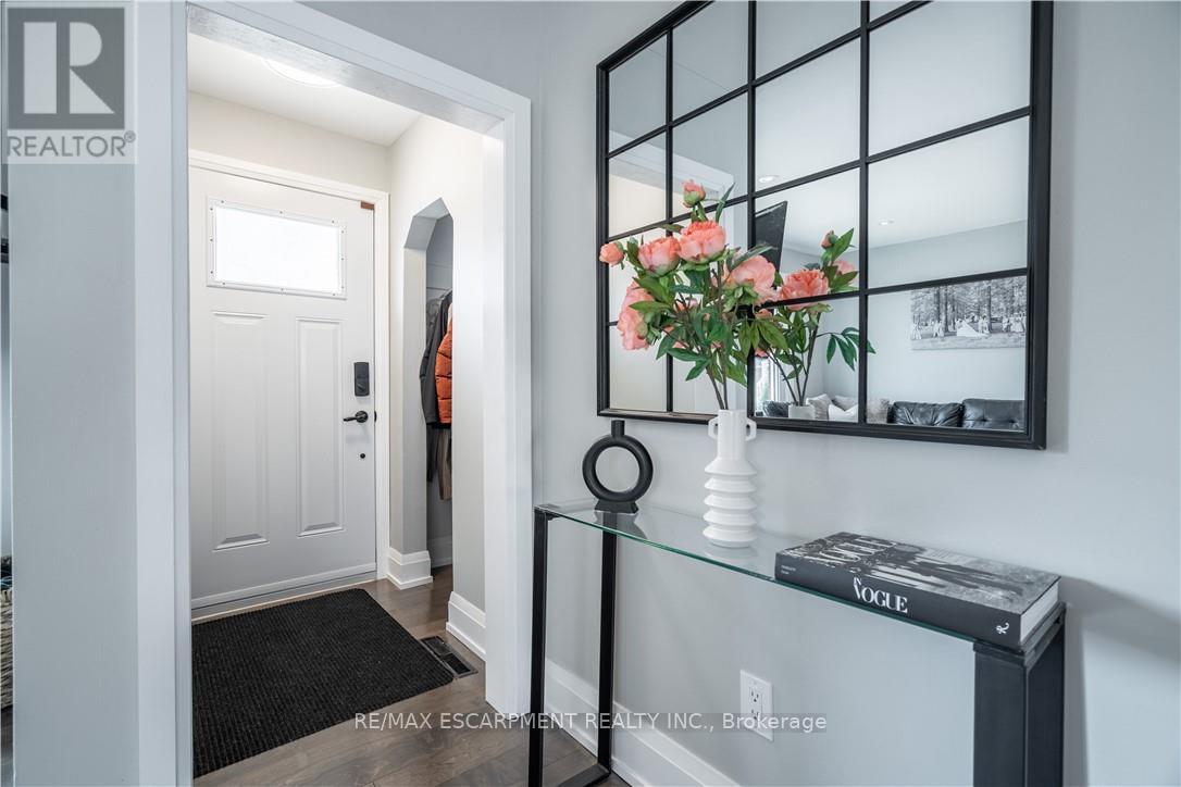 Photo 9 of 14 Milton Road, St Catharines ON