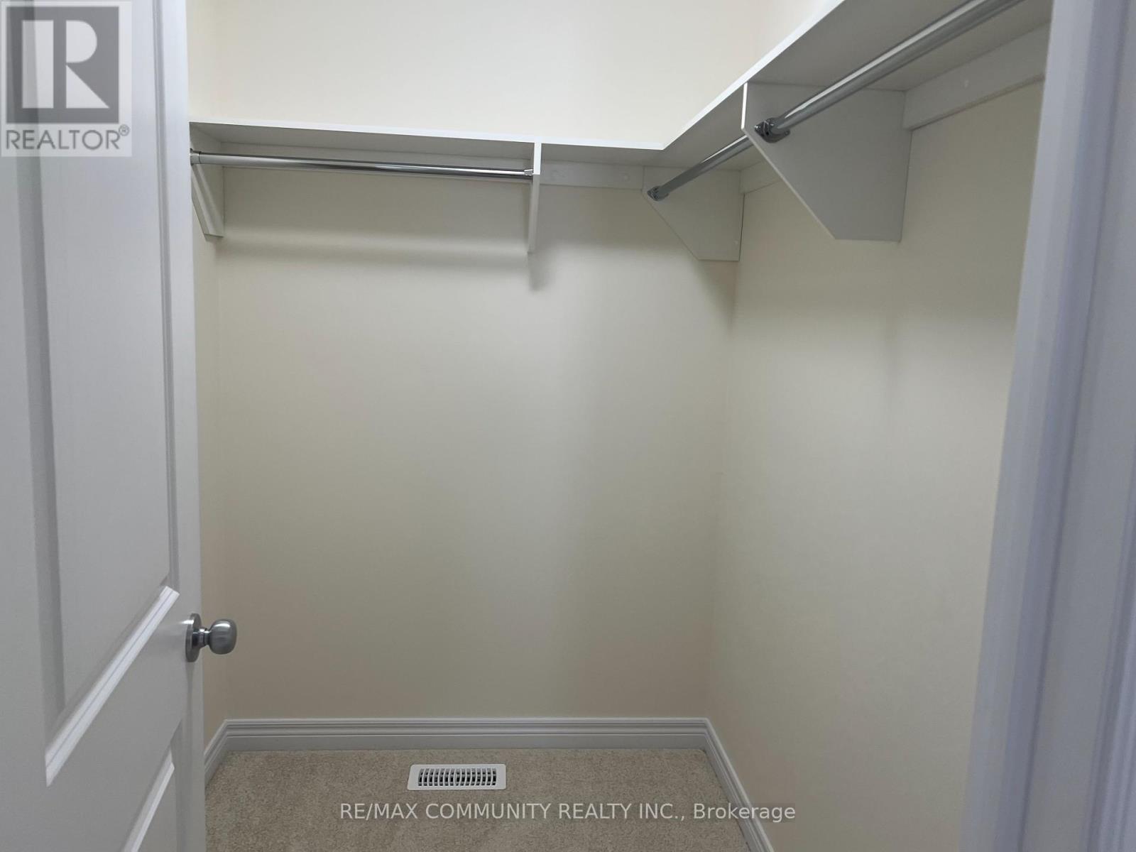 Photo 20 of 236 Oneil Street, Peterborough North ON