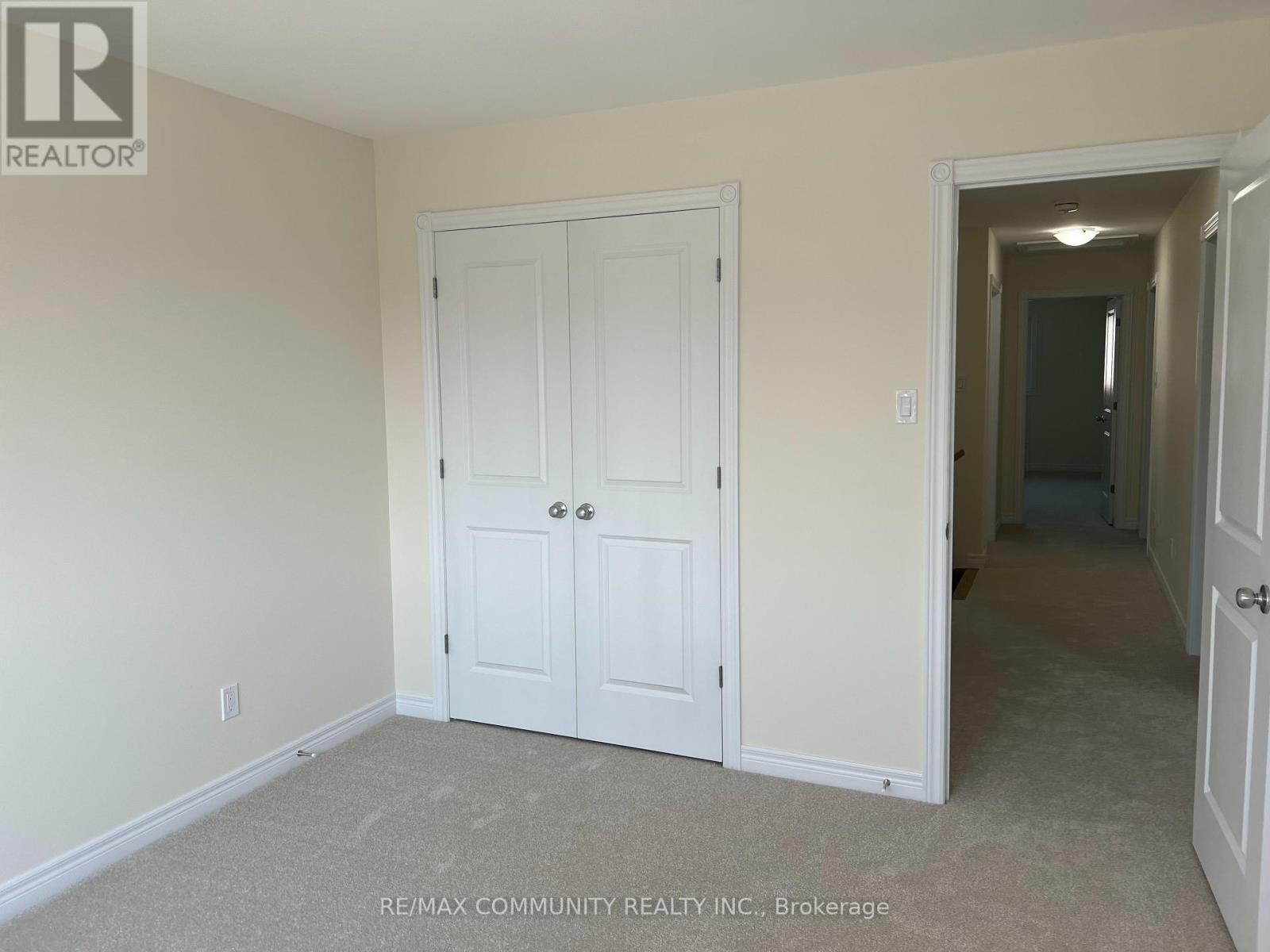Photo 16 of 236 Oneil Street, Peterborough North ON
