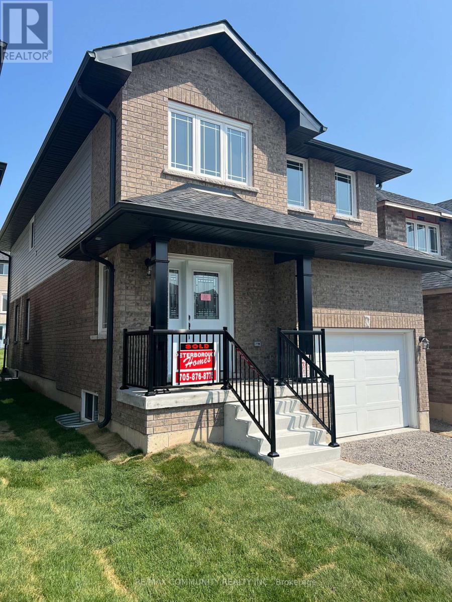 Photo 11 of 236 Oneil Street, Peterborough North ON