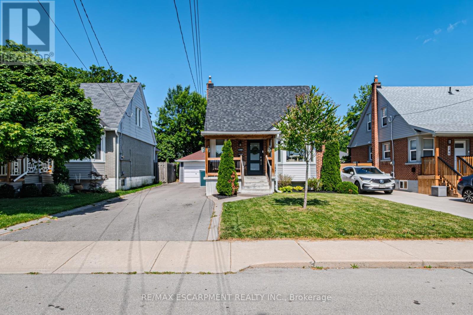 Single Family House for Sale in  ABERFOYLE AVENUE Hamilton (Rosedale) 