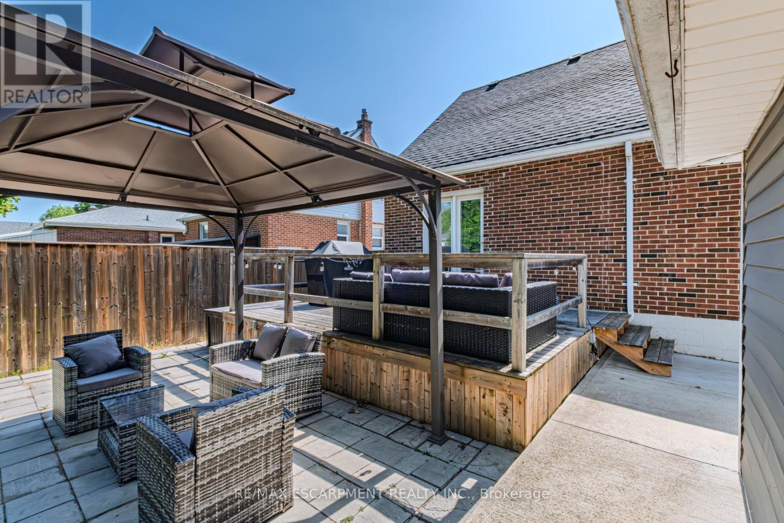 Single Family House for Sale in  ABERFOYLE AVENUE Hamilton (Rosedale) 