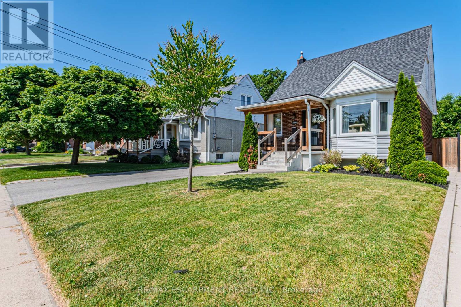 Single Family House for Sale in  ABERFOYLE AVENUE Hamilton (Rosedale) 