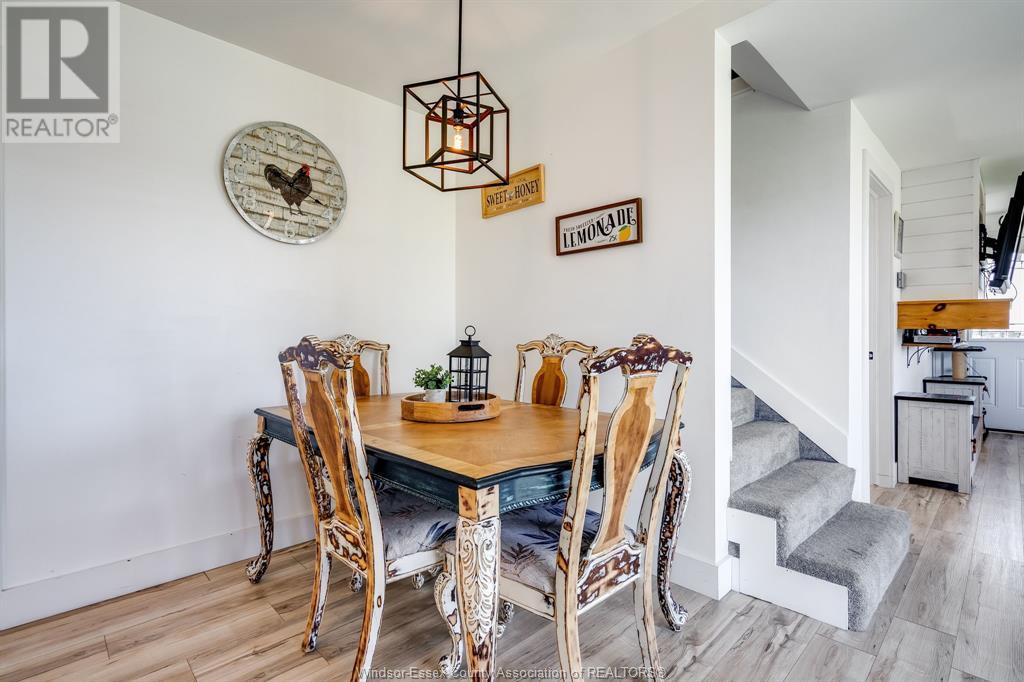Photo 40 of 242 Mersea Rd 21, Leamington ON