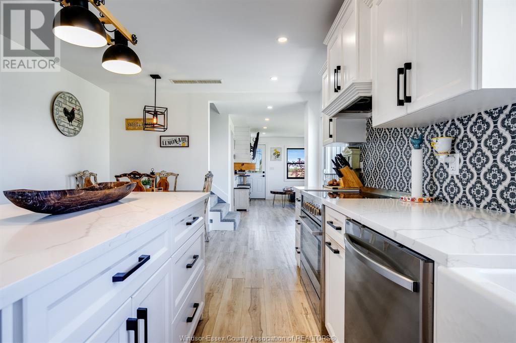 Photo 28 of 242 Mersea Rd 21, Leamington ON