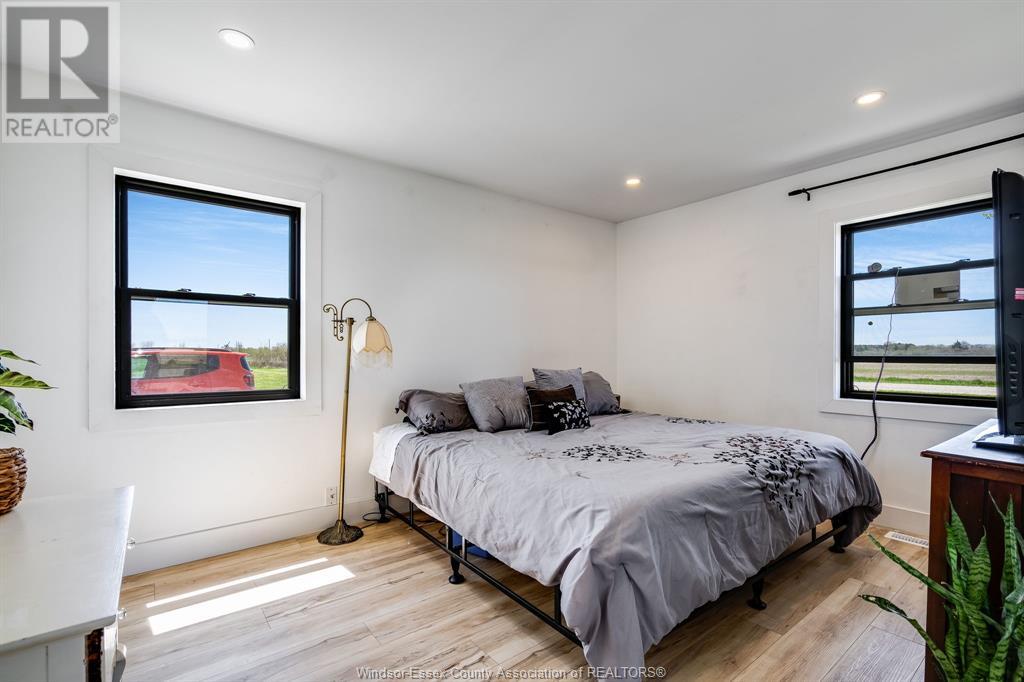 Photo 8 of 242 Mersea Rd 21, Leamington ON