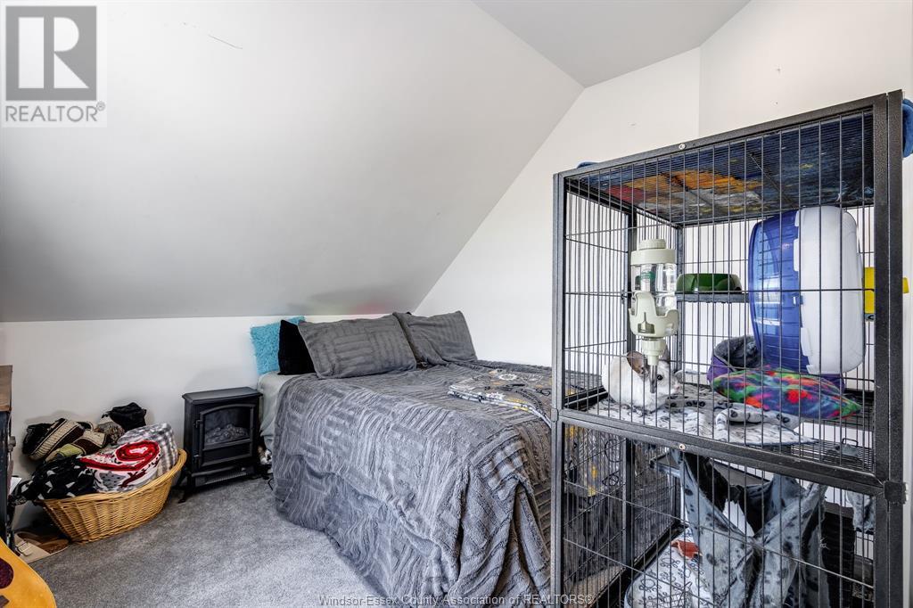 Photo 30 of 242 Mersea Rd 21, Leamington ON