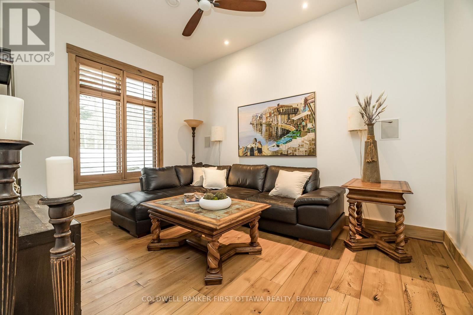Photo 10 of 125 126 Munro Lane, Beckwith ON