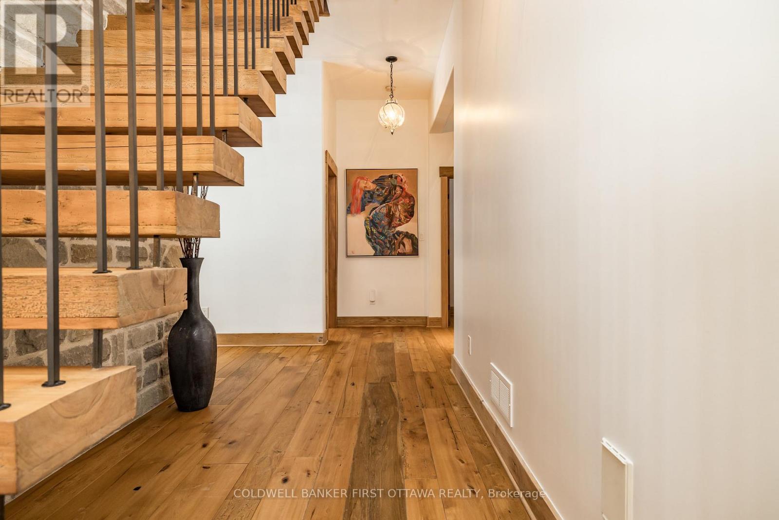 Photo 8 of 125 126 Munro Lane, Beckwith ON
