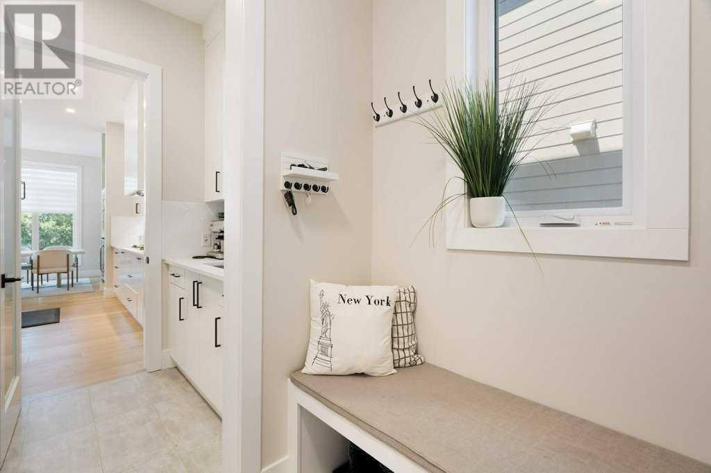 Single Family House for Sale in  Discovery Place SW Discovery Ridge Calgary 