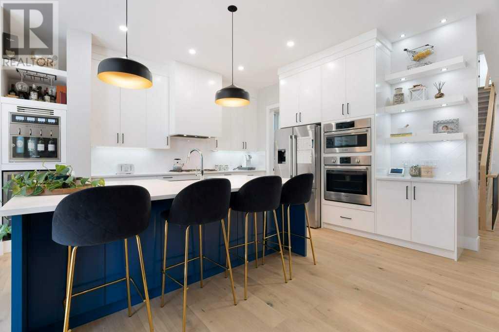 Single Family House for Sale in  Discovery Place SW Discovery Ridge Calgary 