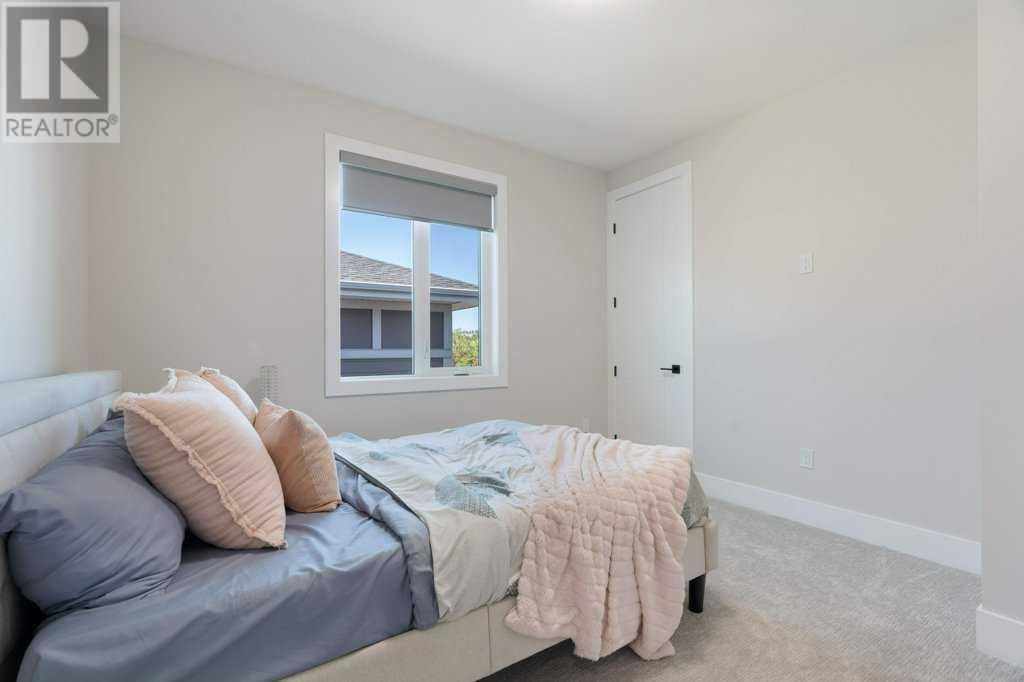 Single Family House for Sale in  Discovery Place SW Discovery Ridge Calgary 