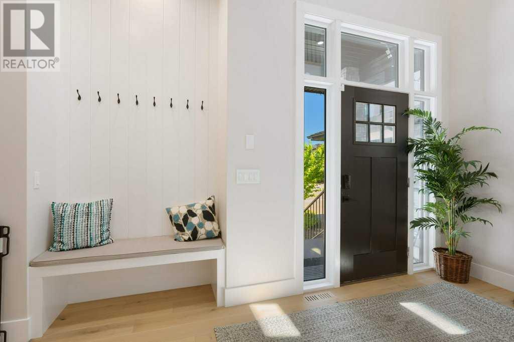 Single Family House for Sale in  Discovery Place SW Discovery Ridge Calgary 