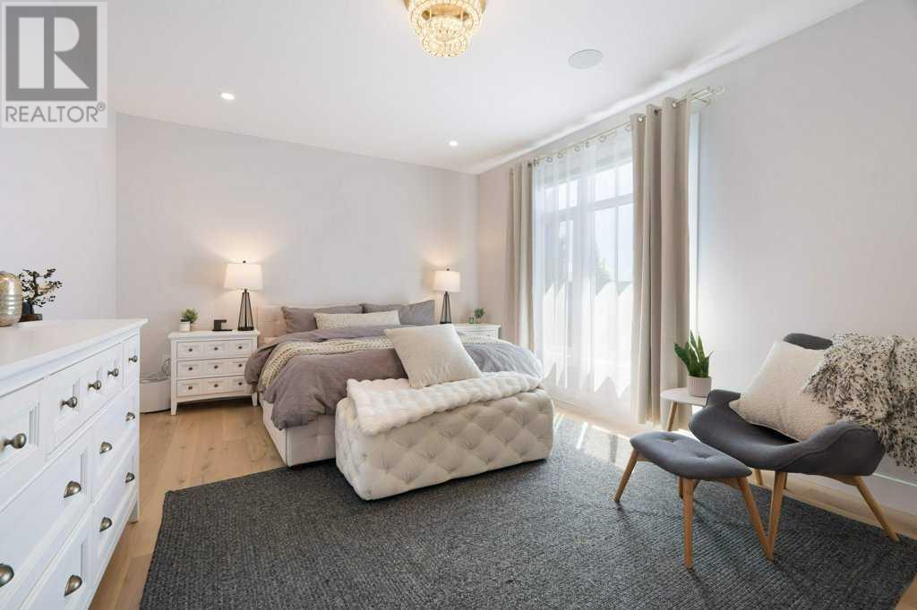 Single Family House for Sale in  Discovery Place SW Discovery Ridge Calgary 