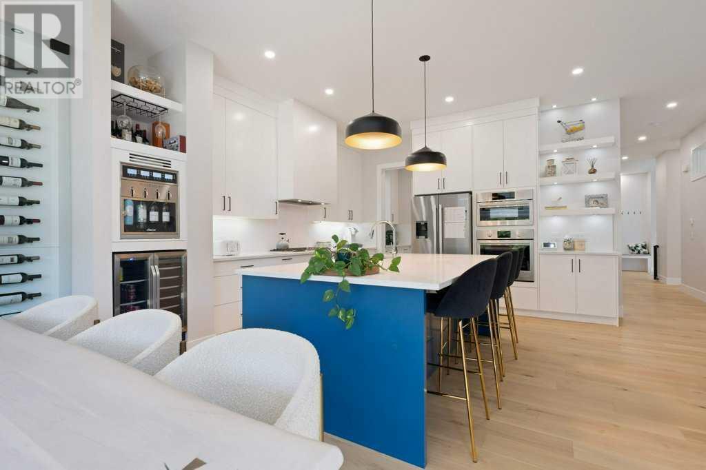 Single Family House for Sale in  Discovery Place SW Discovery Ridge Calgary 