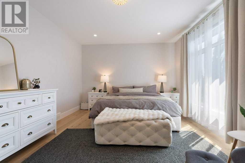 Single Family House for Sale in  Discovery Place SW Discovery Ridge Calgary 