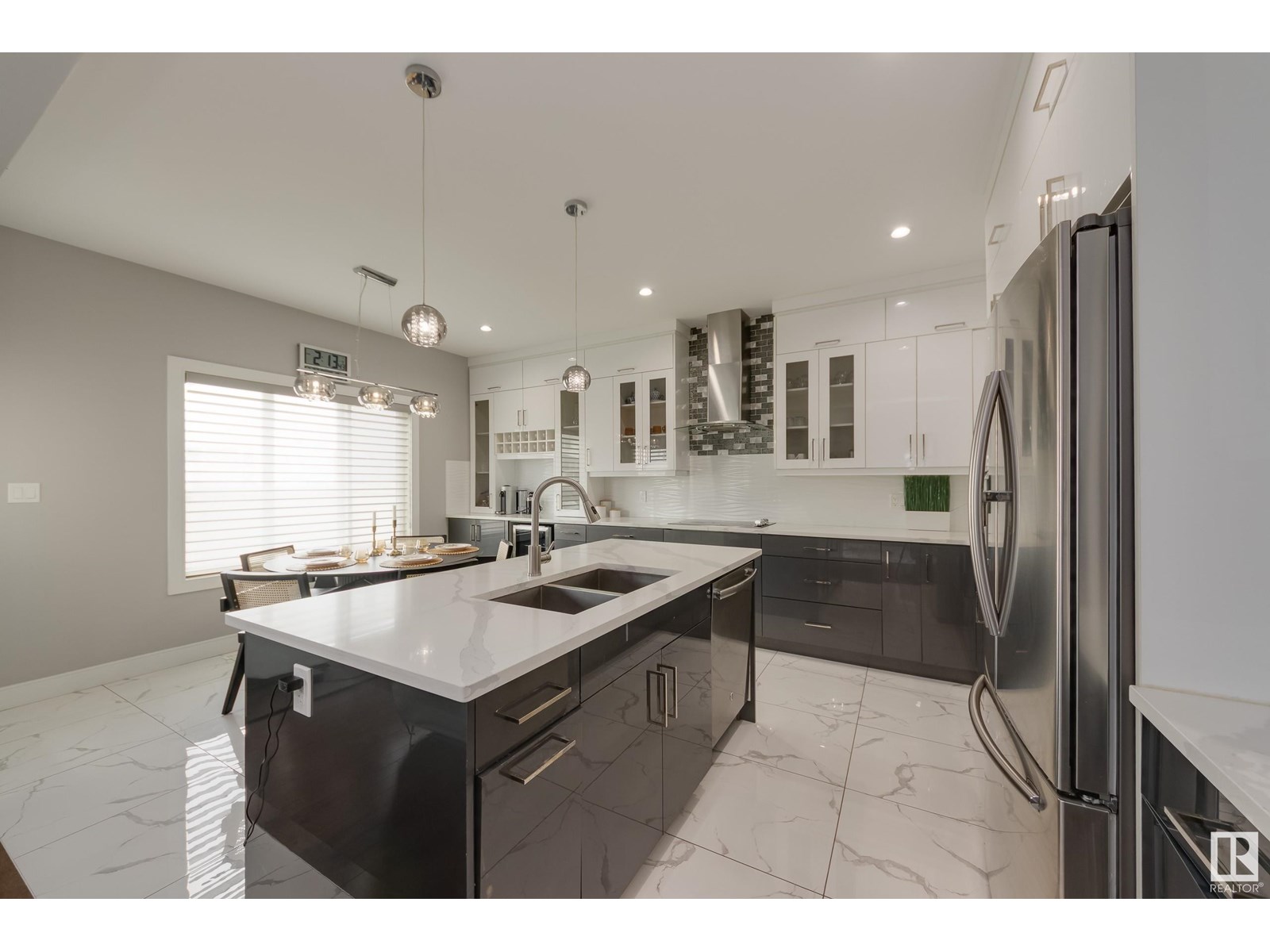 Photo 26 of 16768 61 St Nw, Edmonton AB