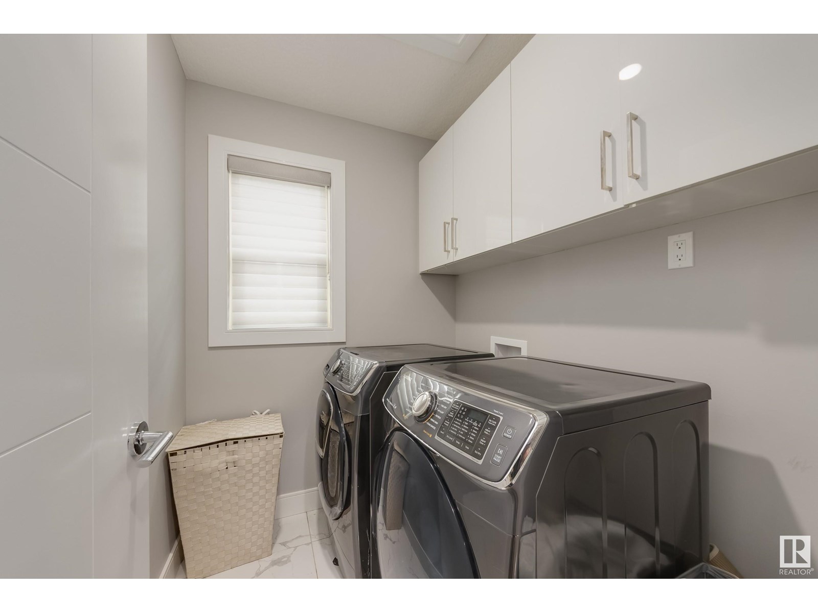 Photo 21 of 16768 61 St Nw, Edmonton AB