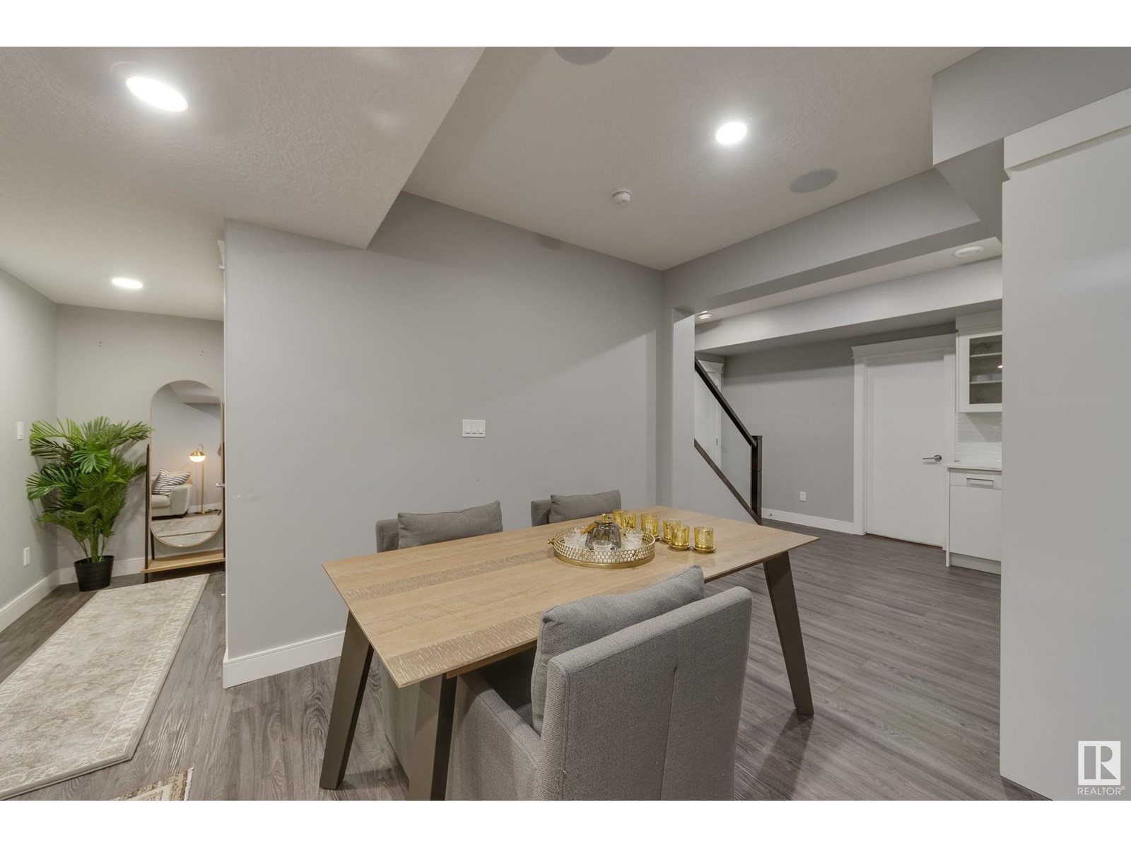 Photo 24 of 16768 61 St Nw, Edmonton AB