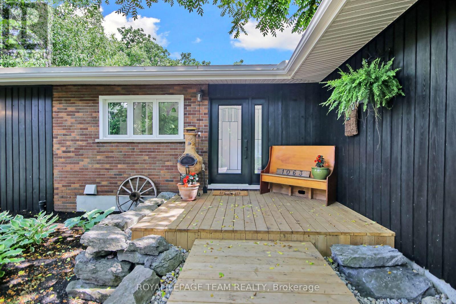 Spacious front porch.