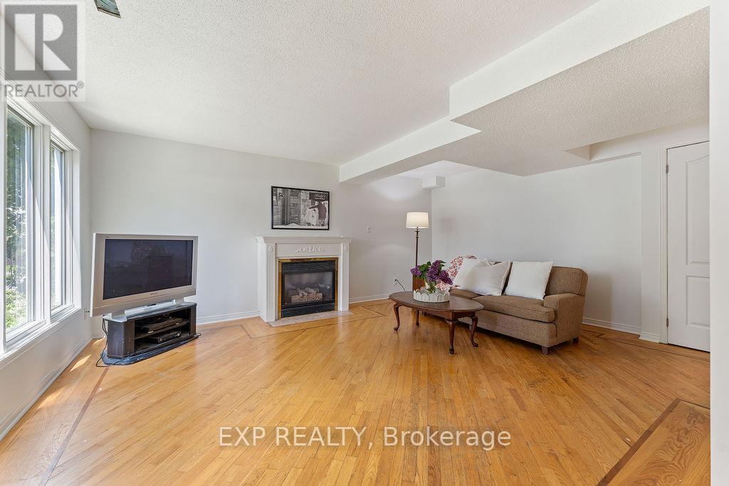 Photo 26 of 2 Bonnechere Drive, Ottawa ON