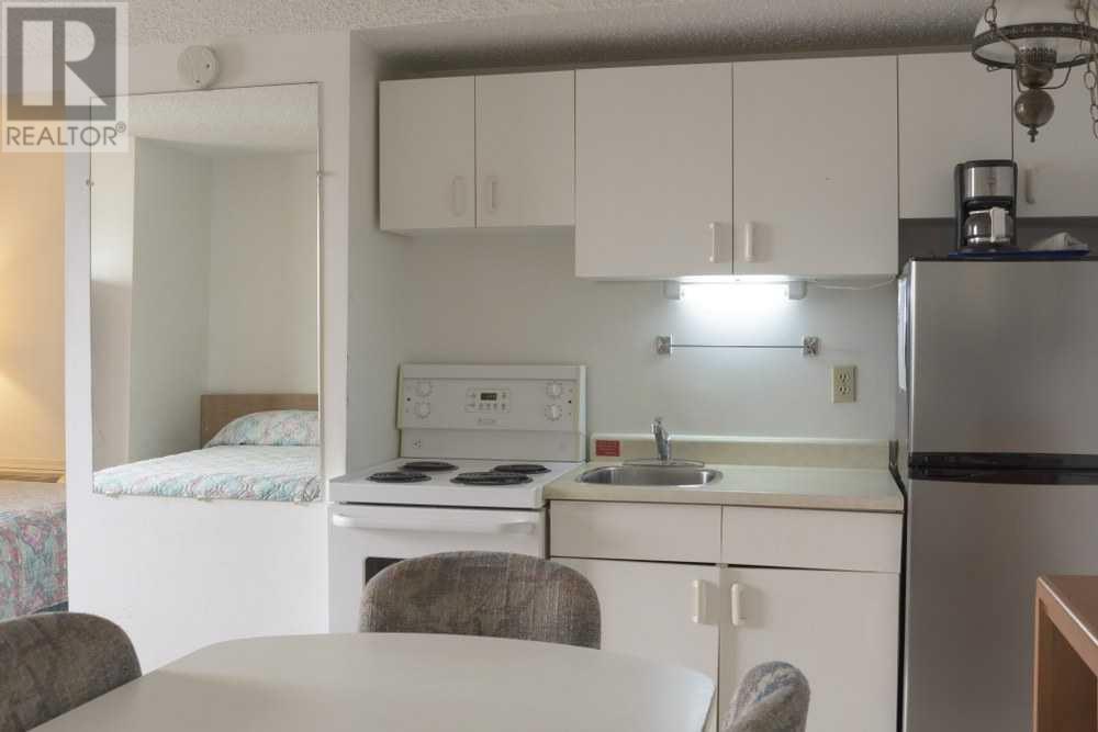 Photo 6 of 855 Gershaw Drive Sw, Medicine Hat AB