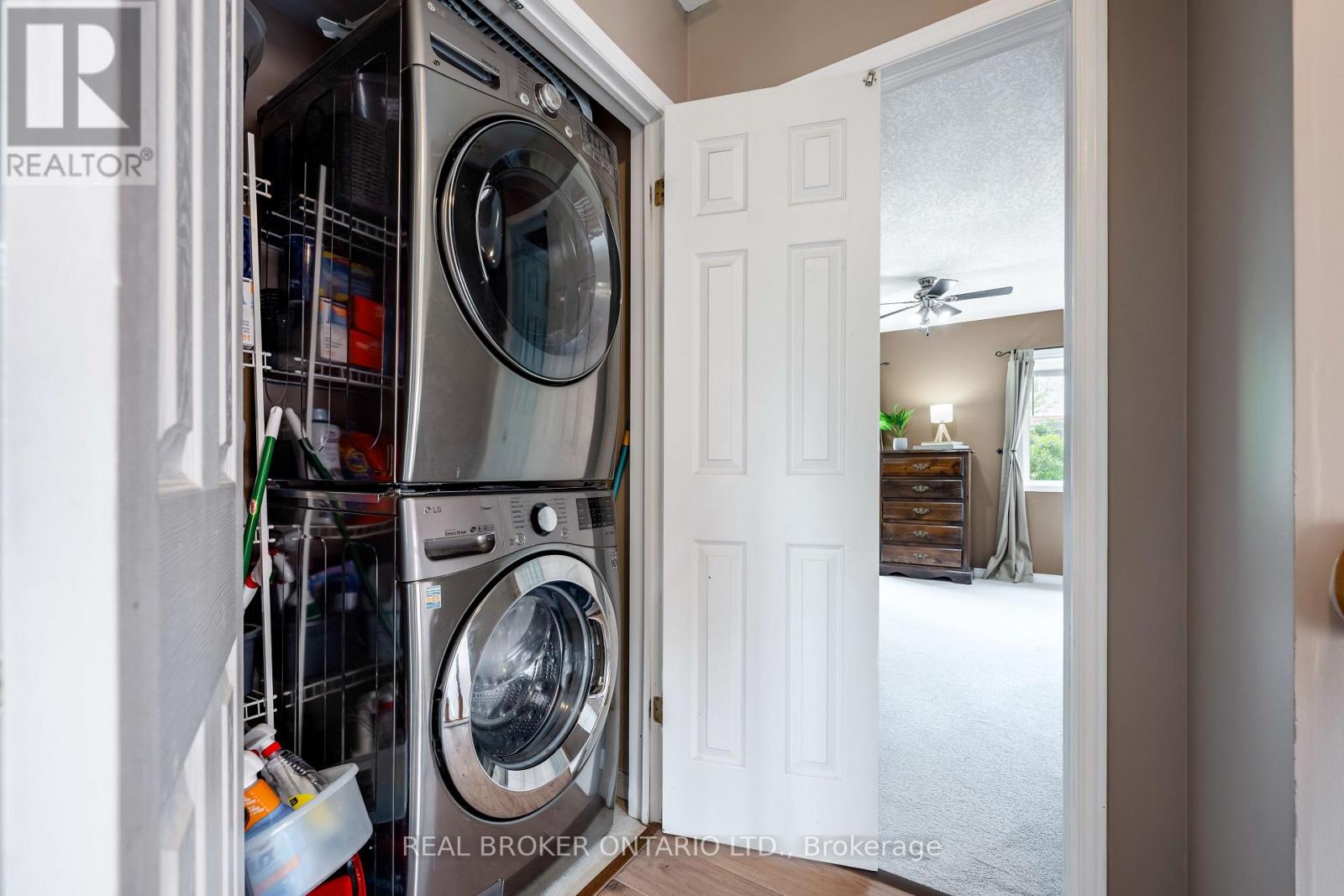 Photo 29 of 107 Glengarry Road, Orangeville ON