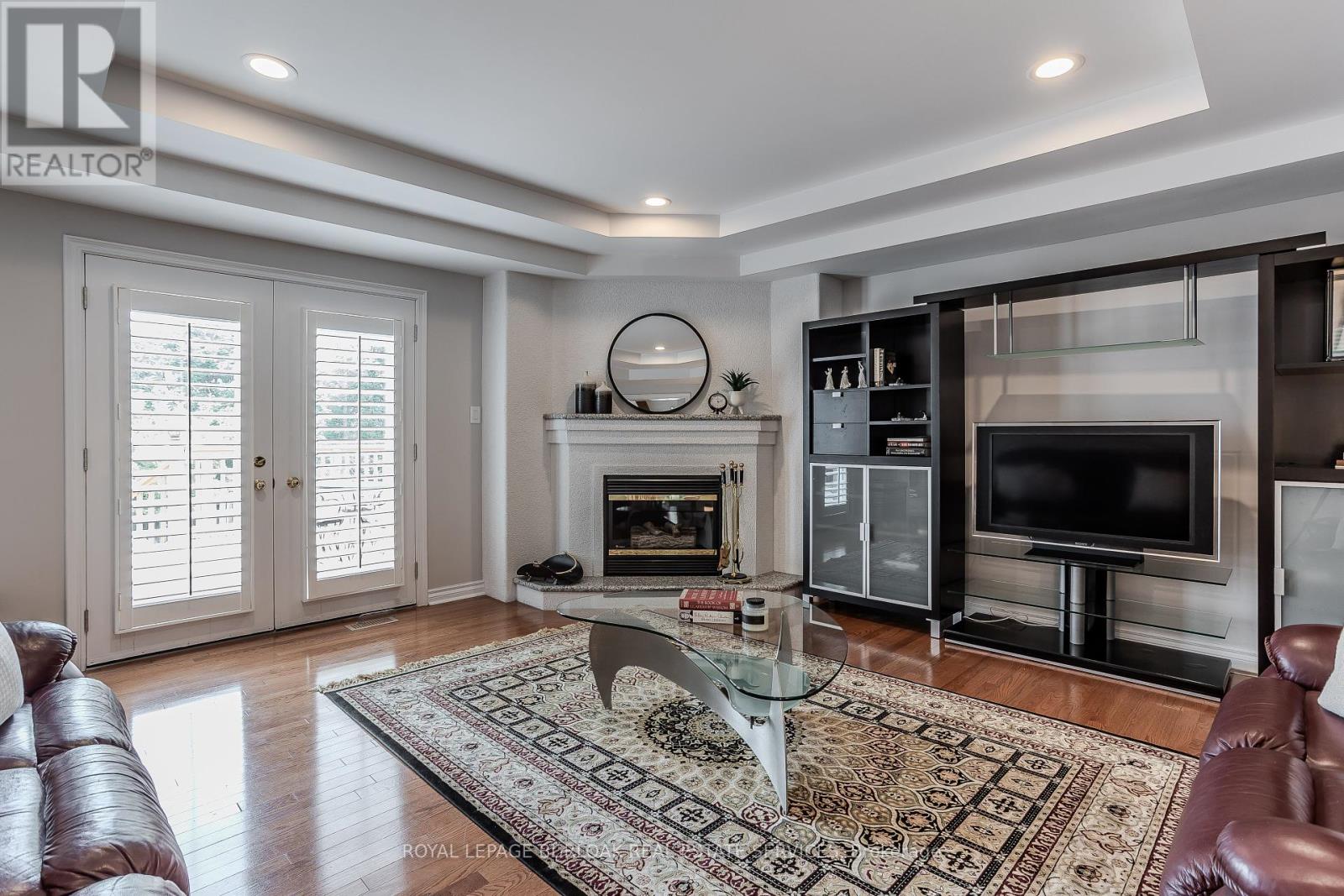 Photo 37 of 1400 Tamworth Court, Burlington ON