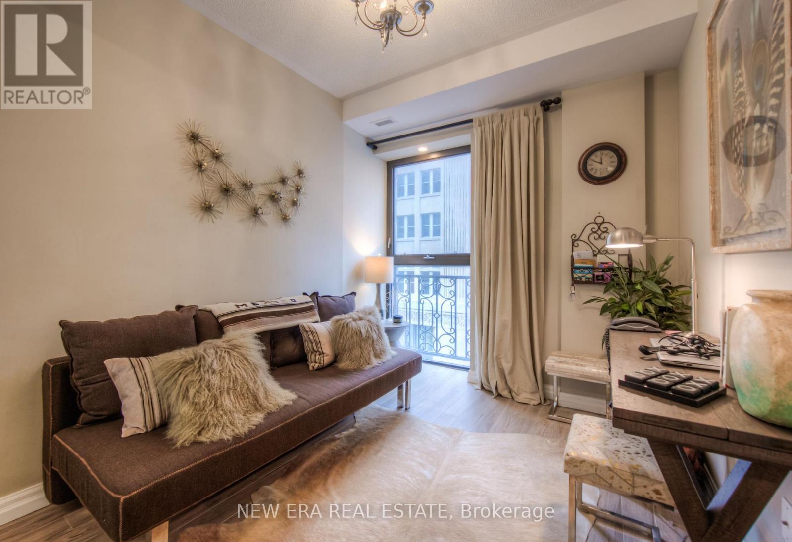 Photo 23 of 506 112 King Street E, Hamilton ON