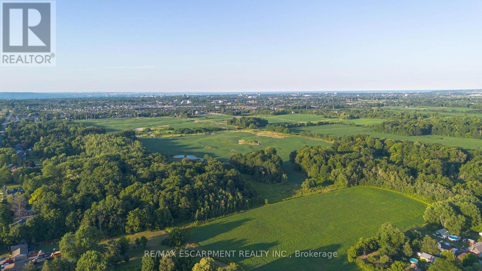 Photo 33 of 9924 Dickenson Road, Hamilton ON
