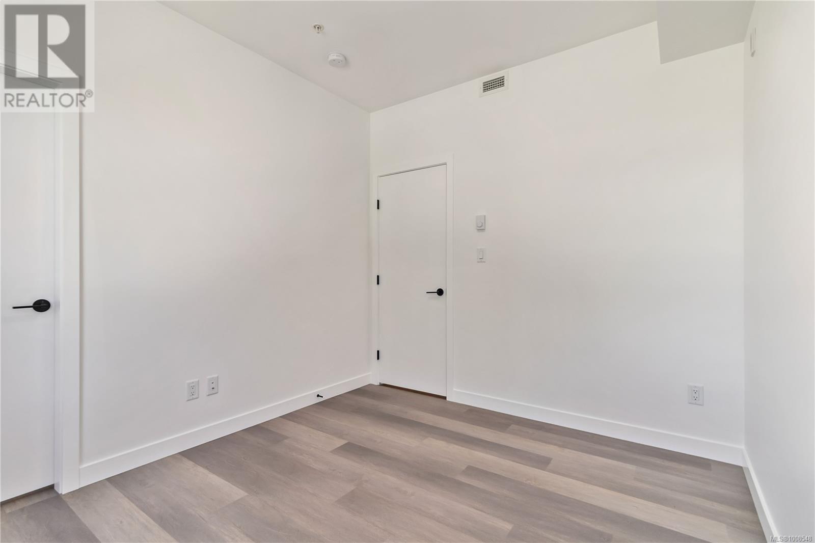 200 3564B Ryder Hesjedal Way, Colwood