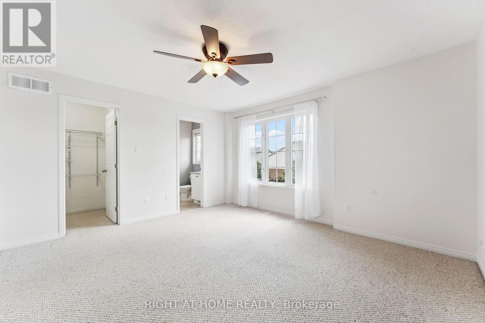 Photo 13 of 142 Lokoya Street, Ottawa ON