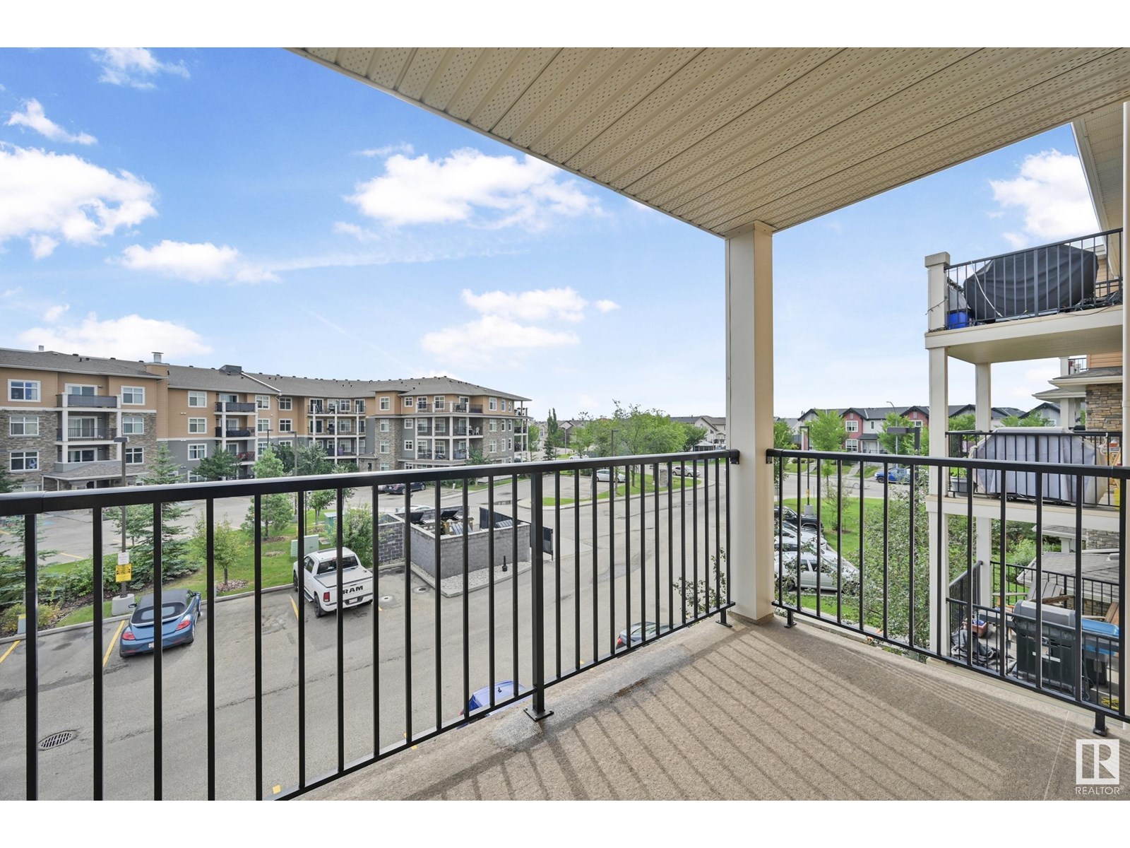Photo 23 of 335 6076 Schonsee Wy Nw, Edmonton AB
