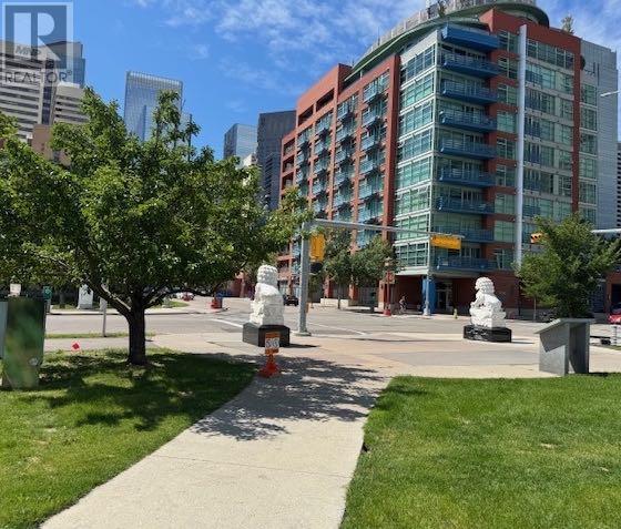 Single Family House for Sale in   Riverfront Avenue SW Chinatown Calgary 