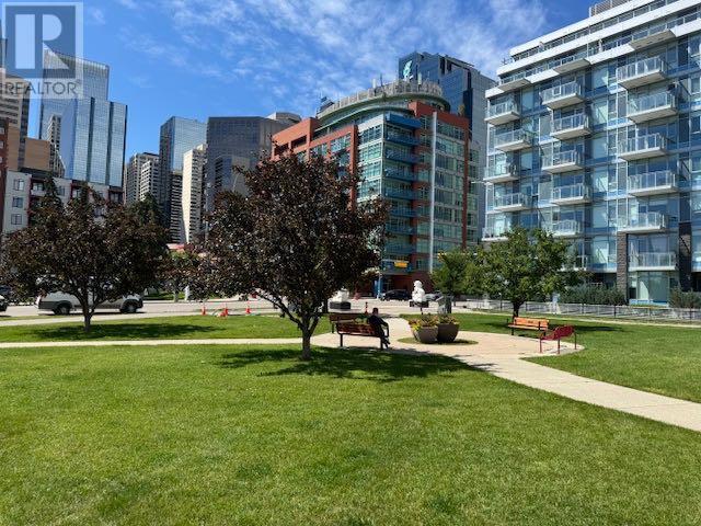 Single Family House for Sale in   Riverfront Avenue SW Chinatown Calgary 