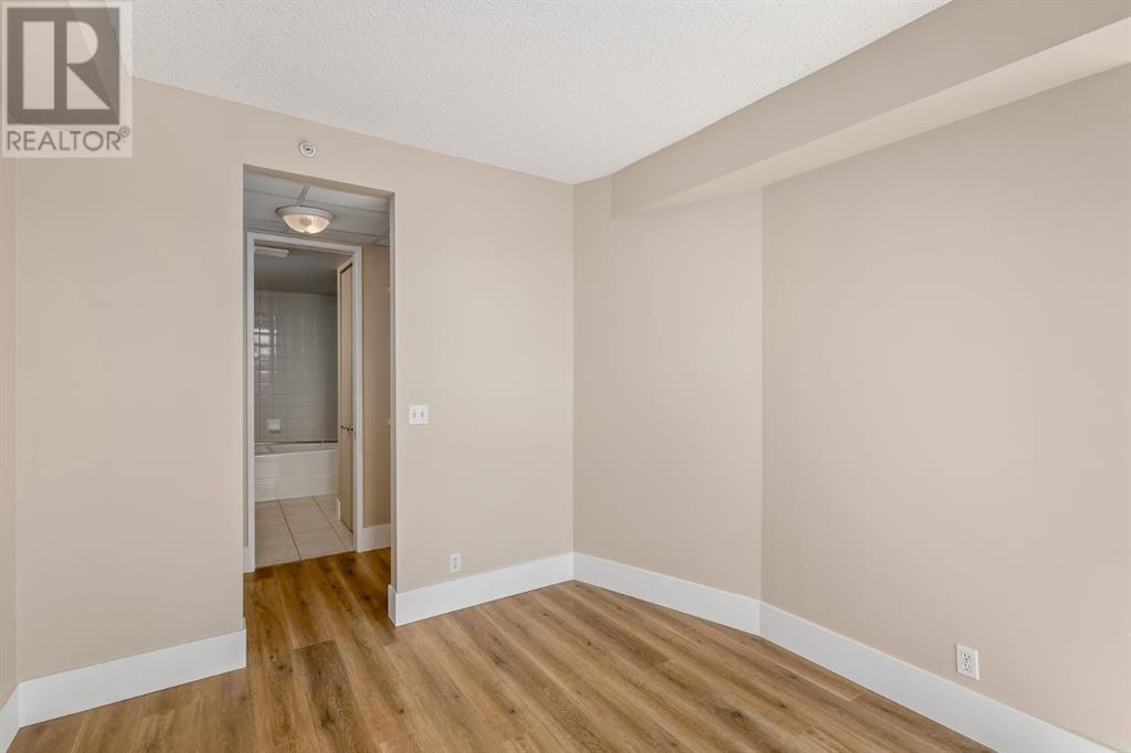 Single Family House for Sale in   Riverfront Avenue SW Chinatown Calgary 