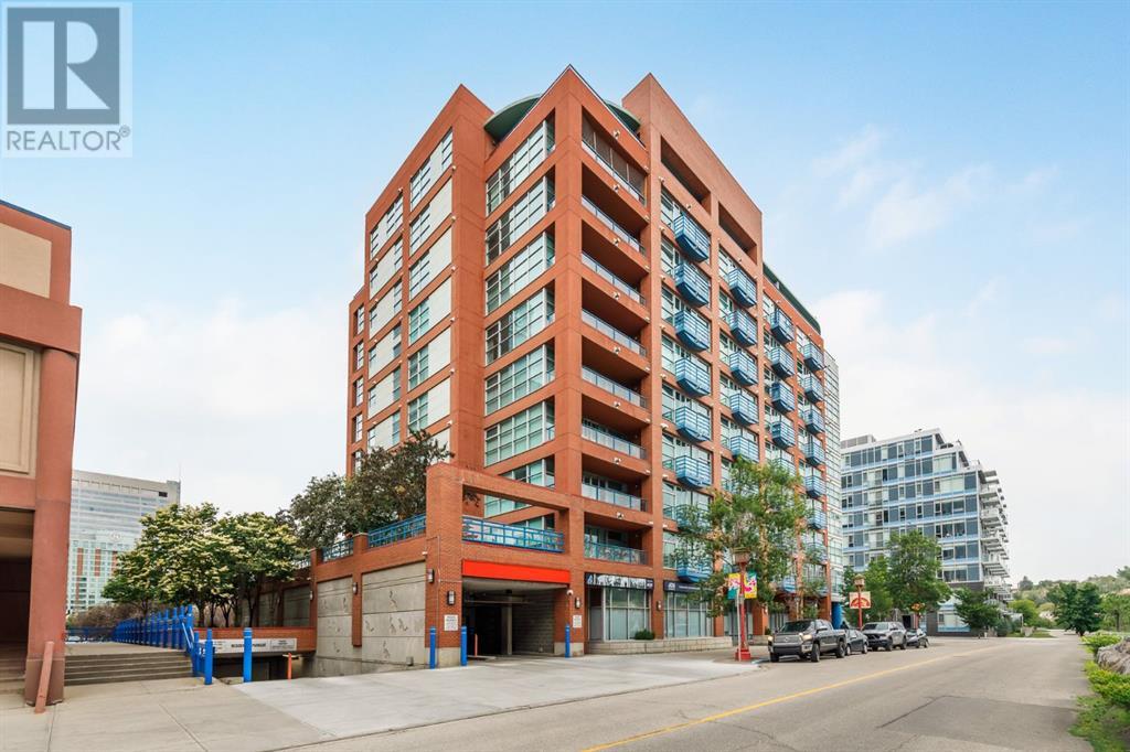 Single Family House for Sale in   Riverfront Avenue SW Chinatown Calgary 