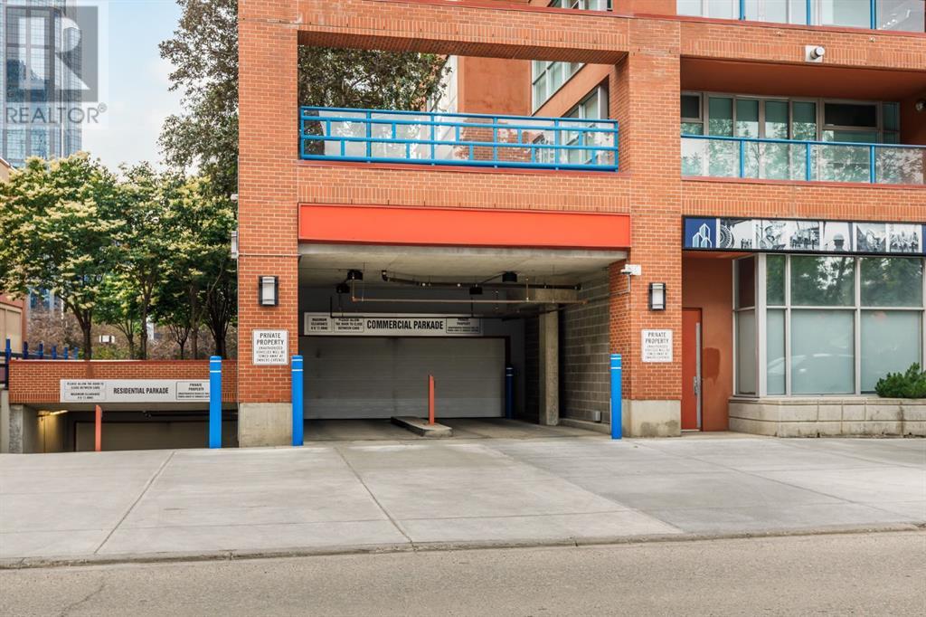 Single Family House for Sale in   Riverfront Avenue SW Chinatown Calgary 
