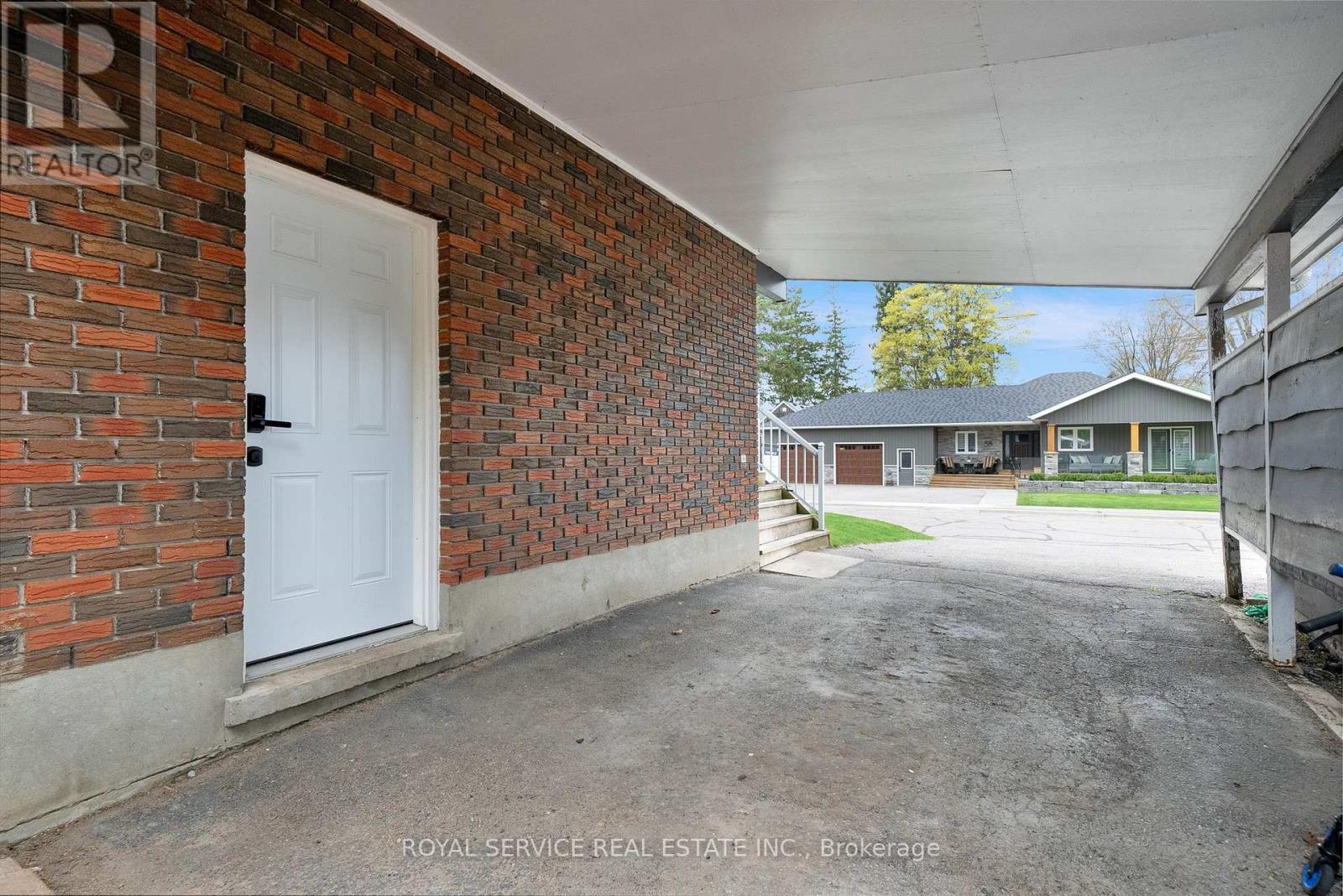 Photo 31 of 59 Church Street S, Clarington ON