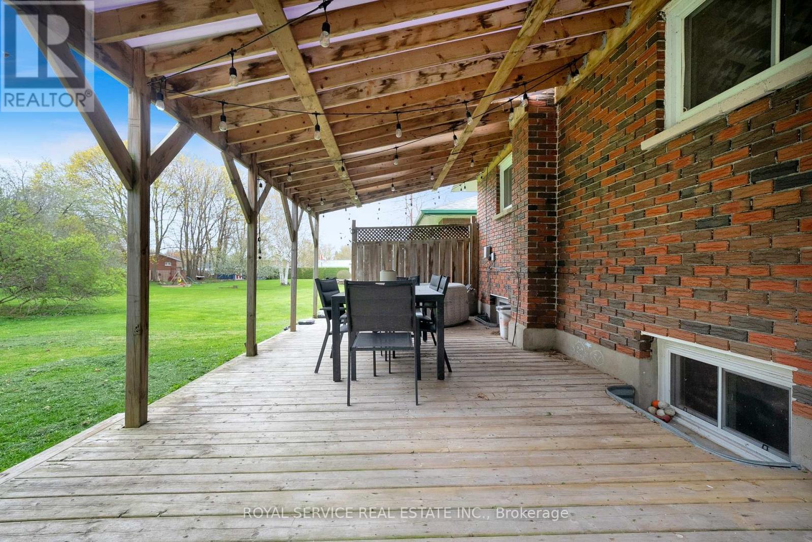 Photo 33 of 59 Church Street S, Clarington ON