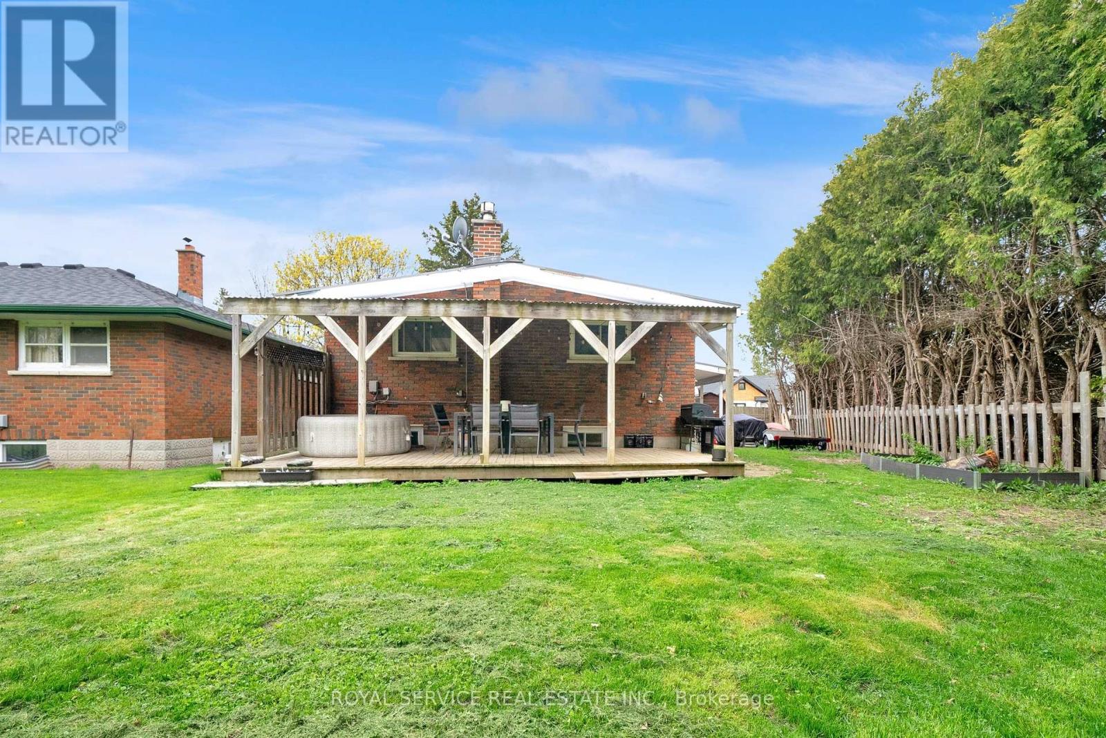 Photo 36 of 59 Church Street S, Clarington ON