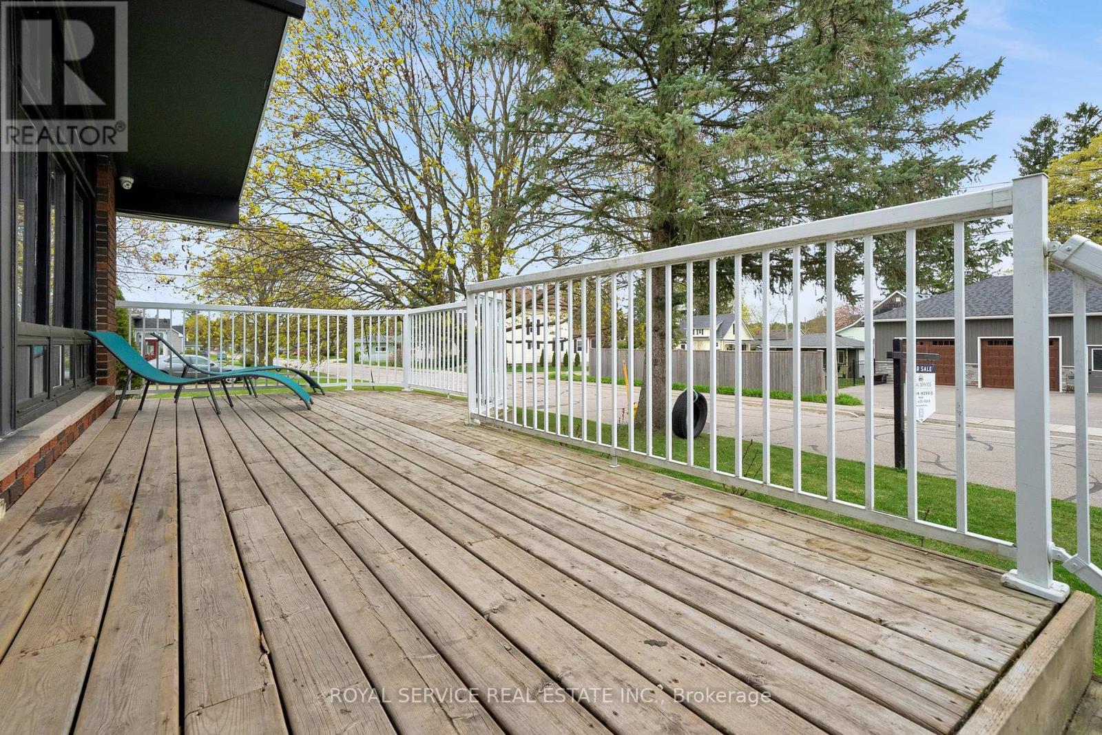 Photo 4 of 59 Church Street S, Clarington ON