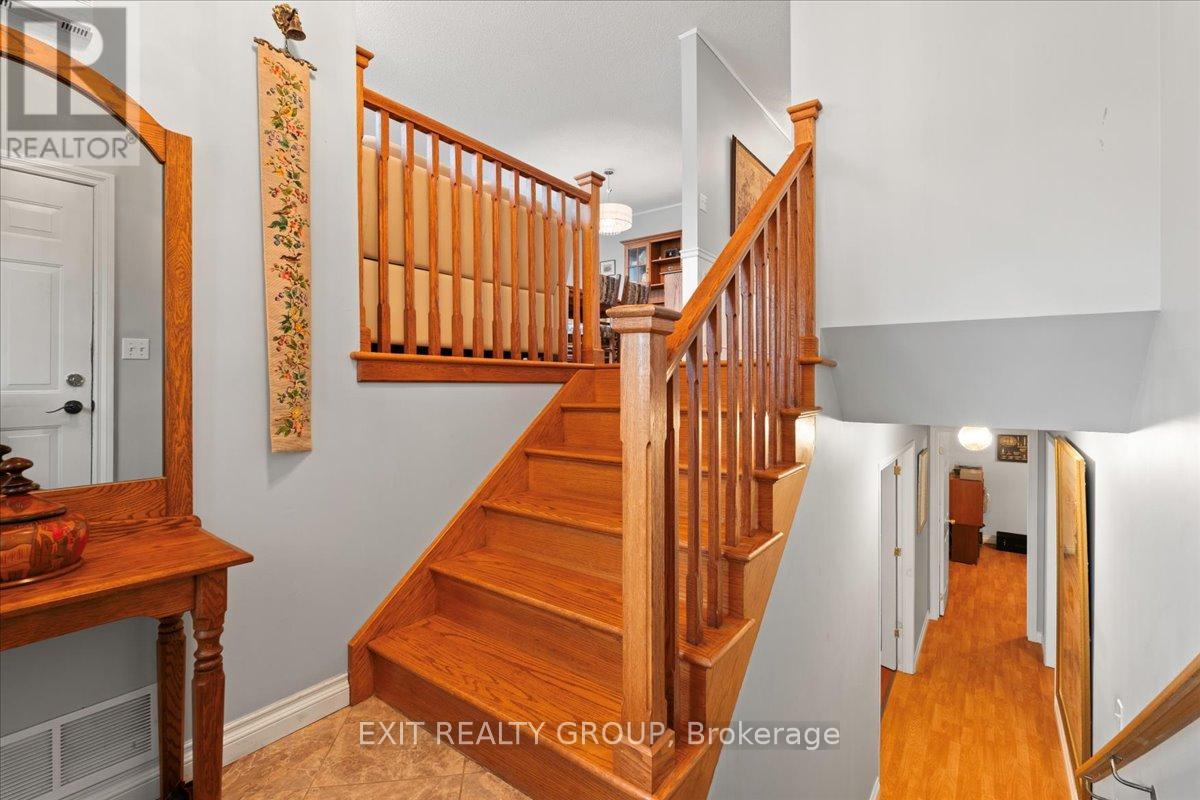 Photo 35 of 41 Faraday Gardens, Belleville ON