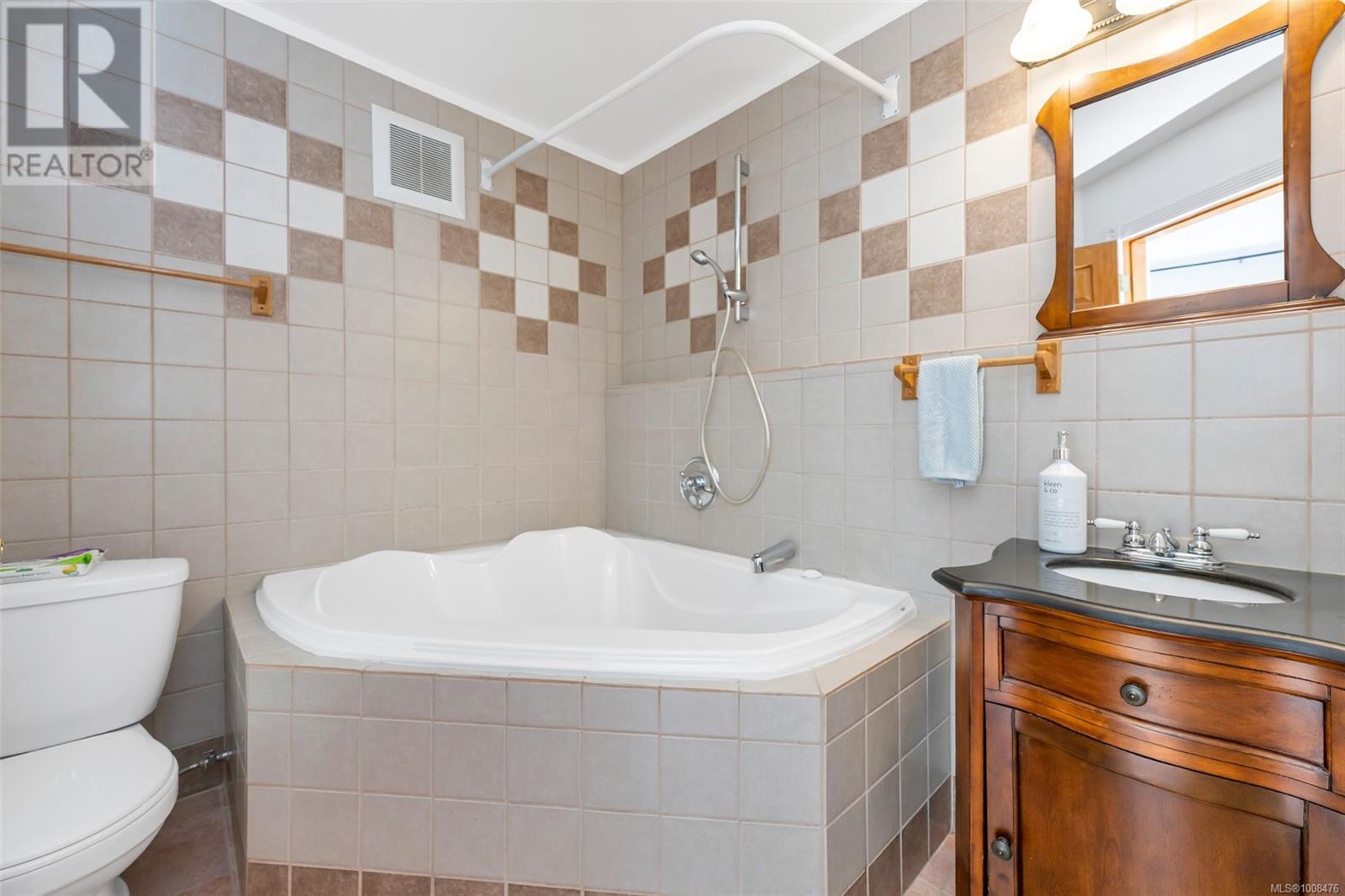 1904 Silver Mine Rd, Cobble Hill