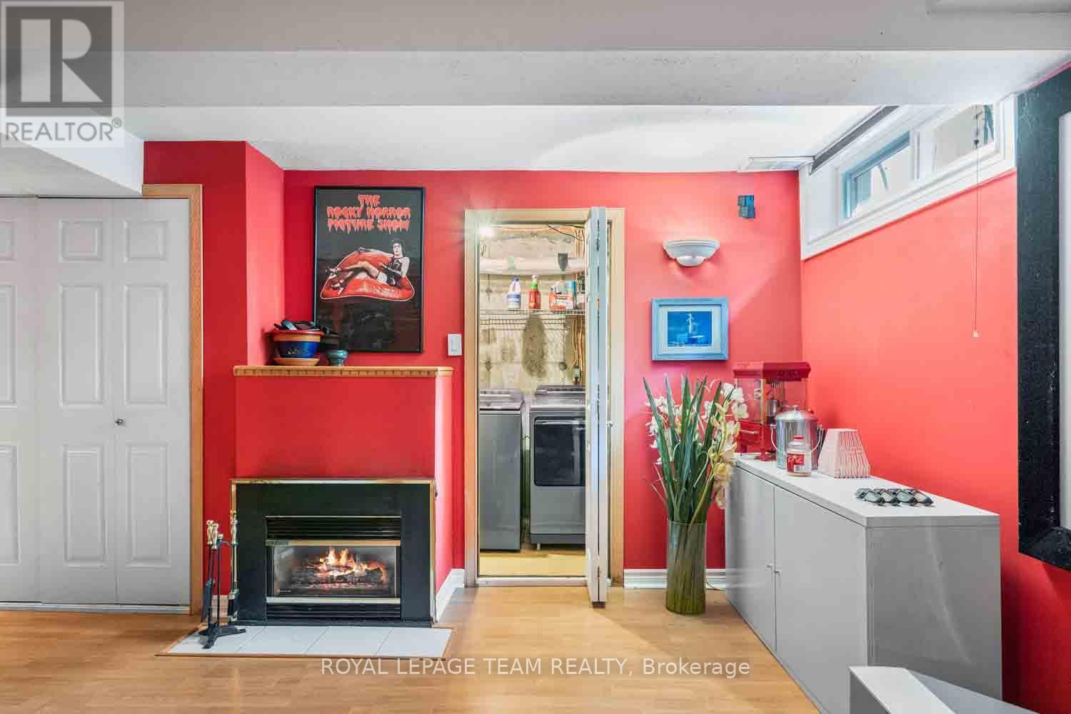 Photo 23 of 172 Southport Drive, Ottawa ON