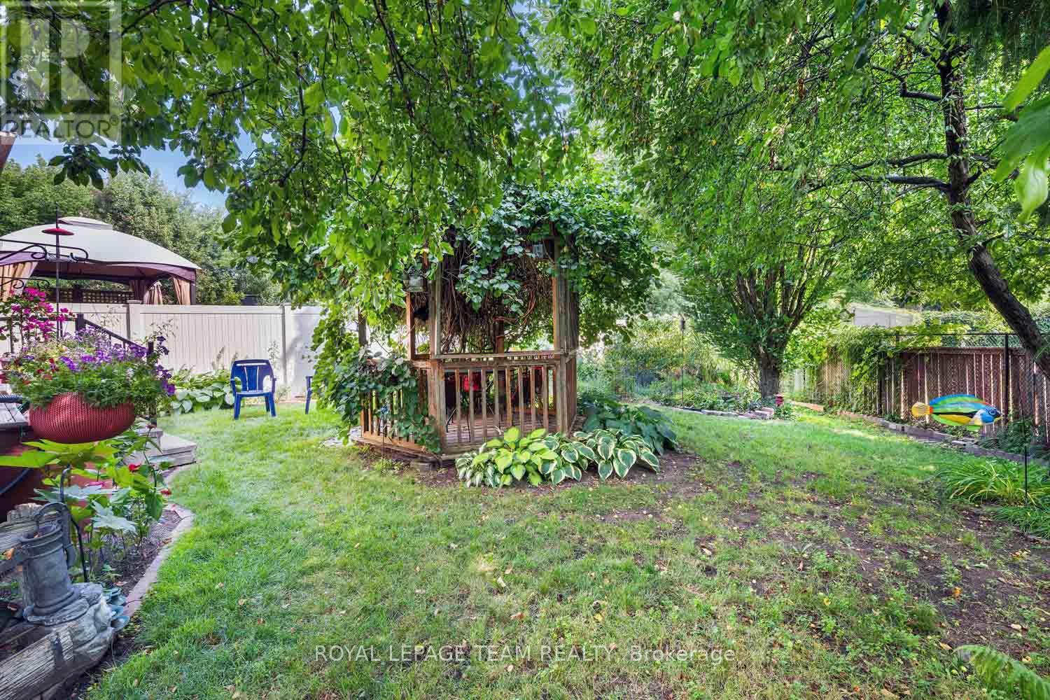 Photo 28 of 172 Southport Drive, Ottawa ON
