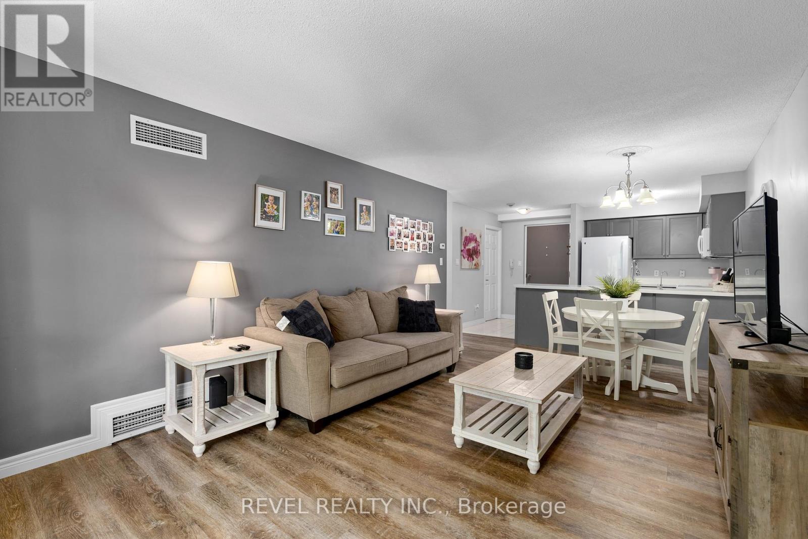 Photo 6 of 306 107 Bond Street, Orillia ON