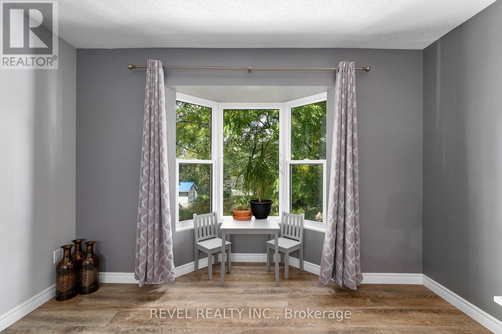 Photo 7 of 306 107 Bond Street, Orillia ON