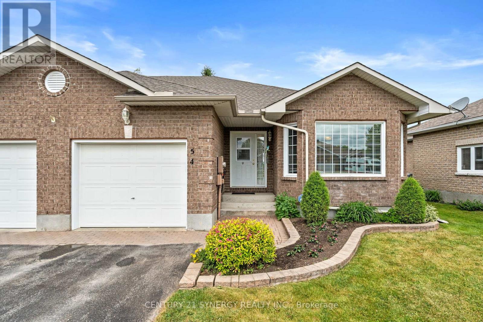 Photo 29 of 54 Dr Gordon Crescent, North Grenville ON