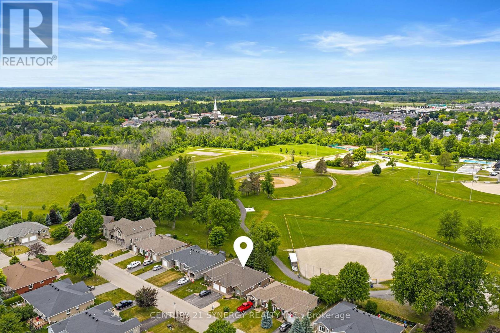 Photo 38 of 54 Dr Gordon Crescent, North Grenville ON